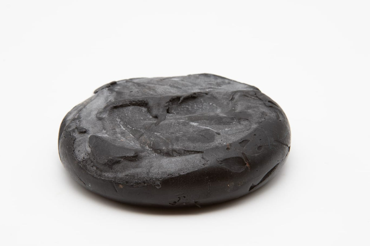 Natural Activated Charcoal Facial Soap – Purifying Cleanser for Oily & Acne-Prone Skin